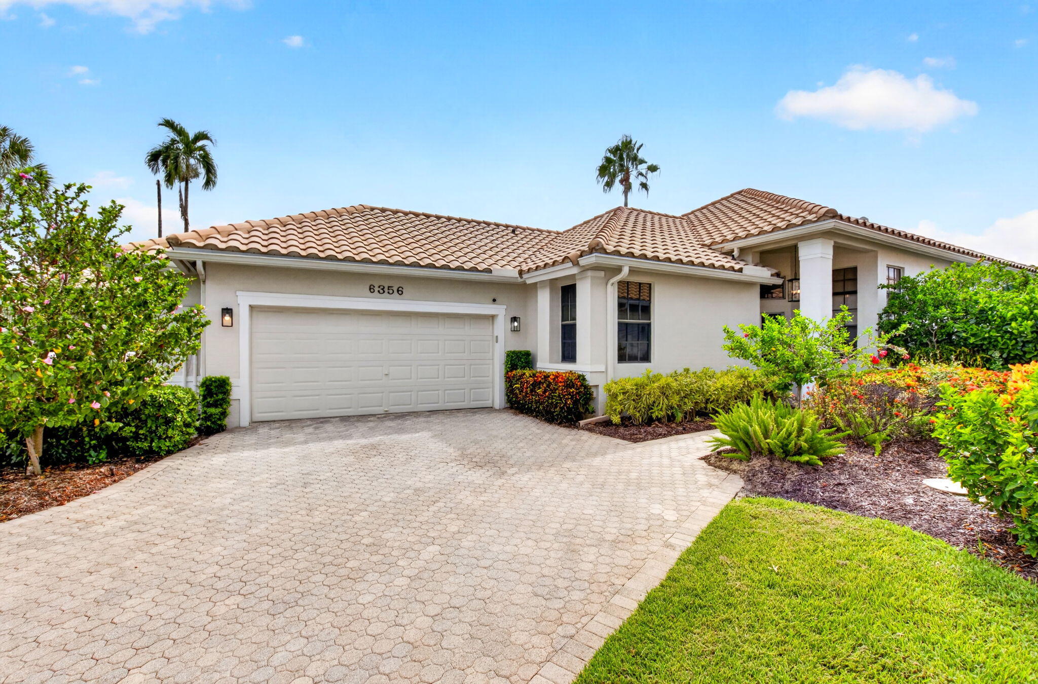 6356 Northwest 25th Way Boca Raton, FL 33496 - Photo 2 of 61 5-web-or-mls-DSC_2406
