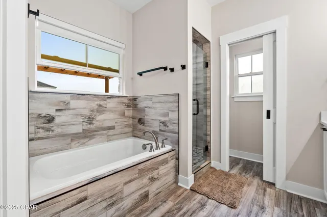 $2,500 | 4419 Conifer Lane, Panama City, FL 32404