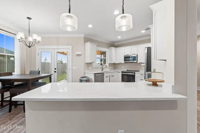 $2,500 | 4419 Conifer Lane, Panama City, FL 32404