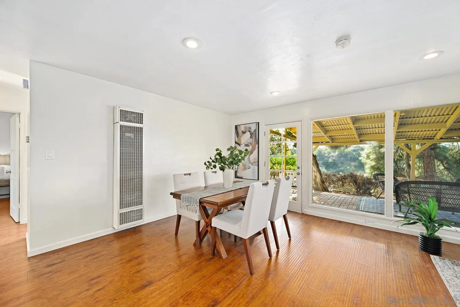 6371 Celia Vista Drive San Diego, CA 92115 - Photo 3 of 28