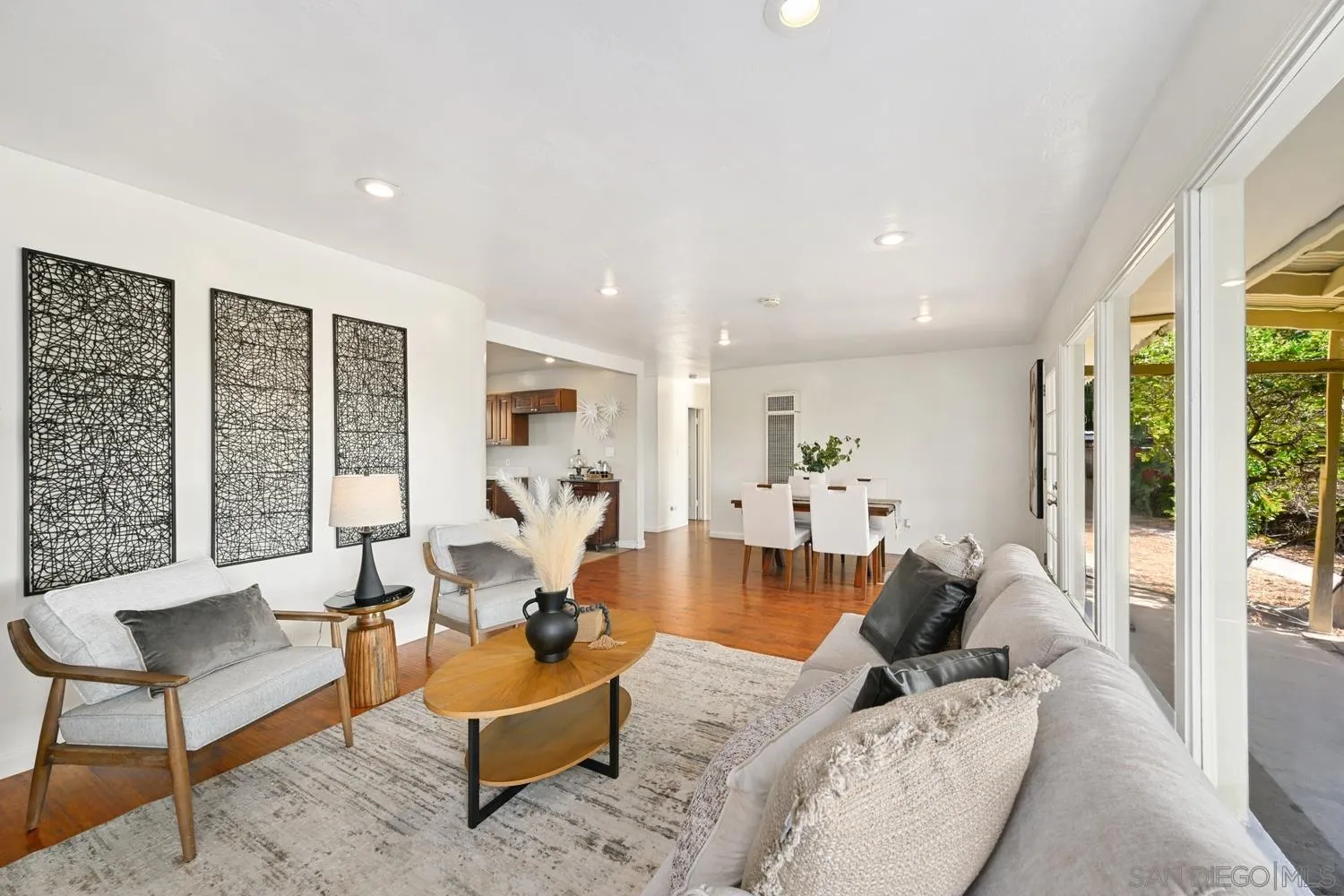 6371 Celia Vista Drive San Diego, CA 92115 - Photo 6 of 28