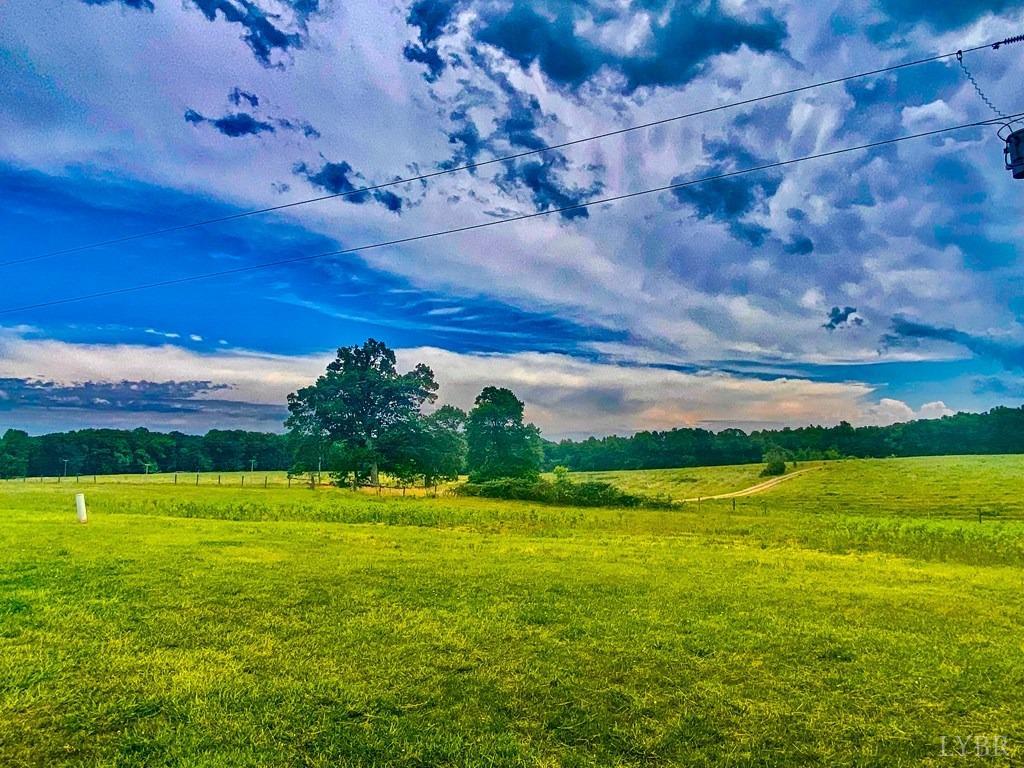 2568 Five Forks Road Pamplin, VA 23958 - Photo 21 of 22 a view of a big yard with an outdoor space