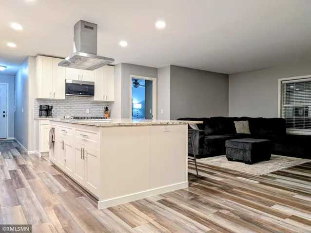 $479,900 | 20596 Akley Drive, Sauk Centre, MN 56378