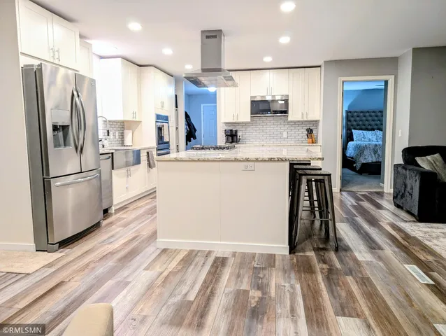 $479,900 | 20596 Akley Drive, Sauk Centre, MN 56378