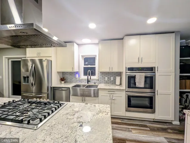 $479,900 | 20596 Akley Drive, Sauk Centre, MN 56378