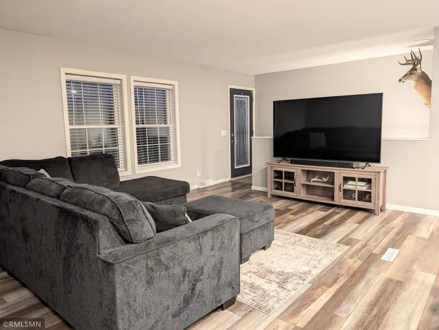 $479,900 | 20596 Akley Drive, Sauk Centre, MN 56378