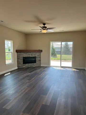 $469,000 | 529 Fire Fly Trail, Unit 2, Hartford, WI 53027