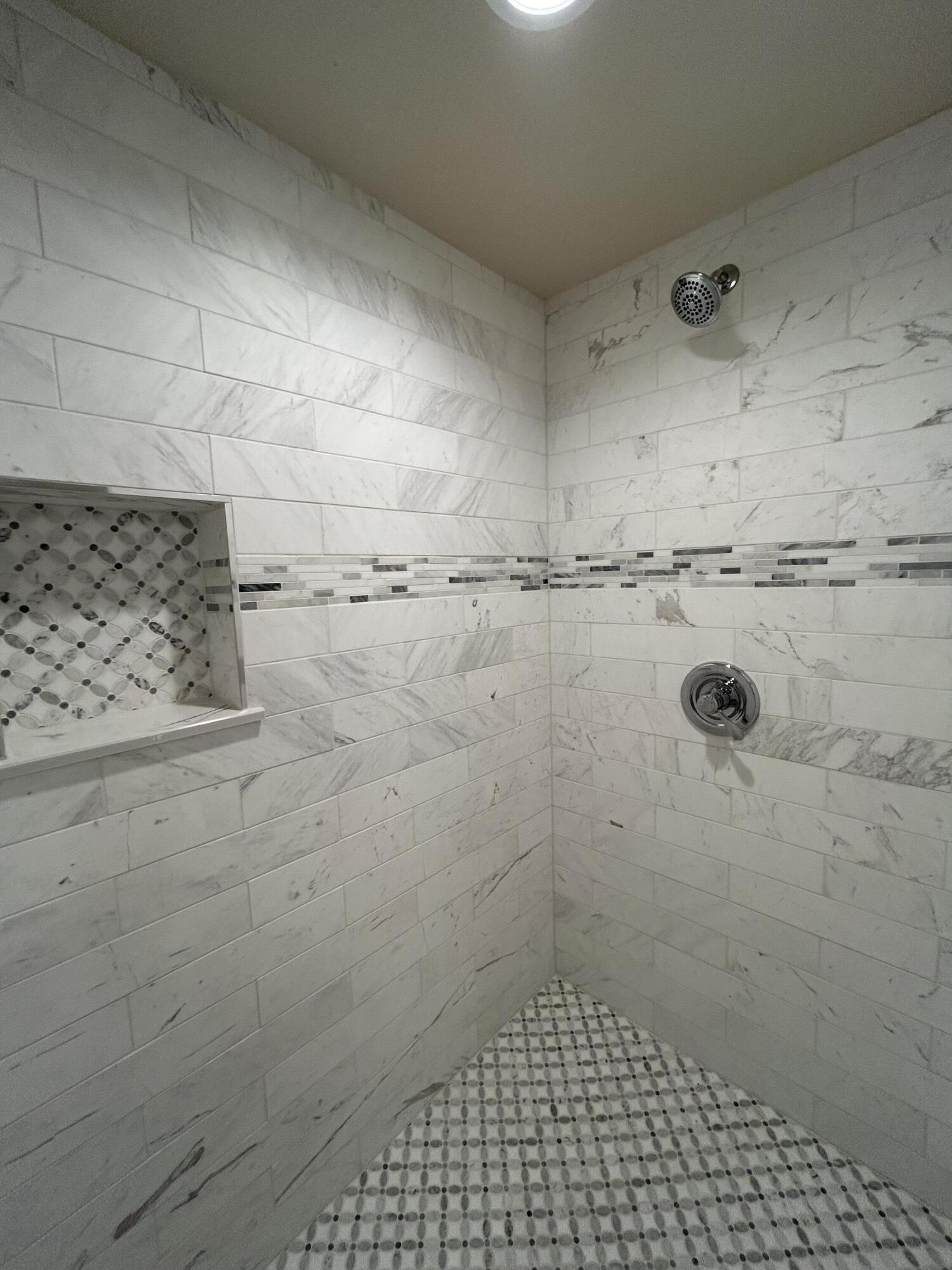 529 Fire Fly Trail, Unit 2 Hartford, WI 53027 - Photo 26 of 50 Custom Niches in Primary Shower