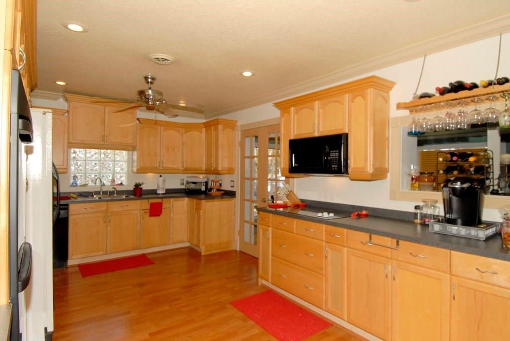 2631 Northeast 50th Street Lighthouse Point, FL 33064 - Photo 12 of 25 Photo 12