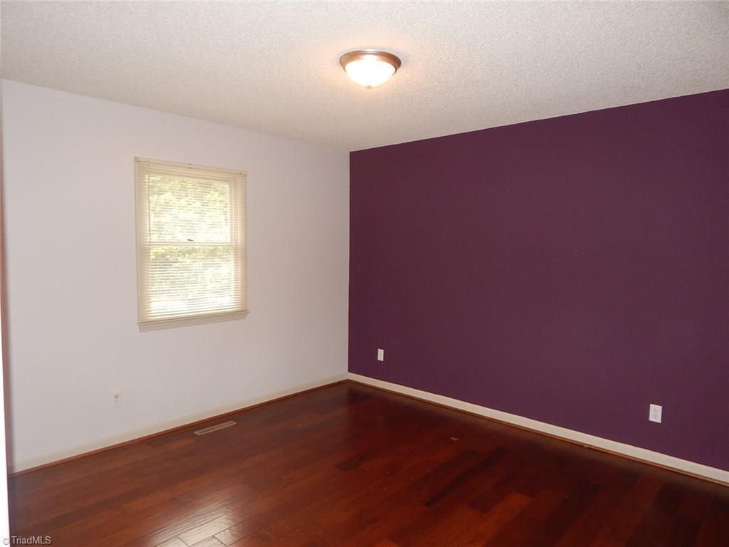 421 Golf Course Road Pilot Mountain, NC 27041 - Photo 14 of 25 Gallery Image 14
