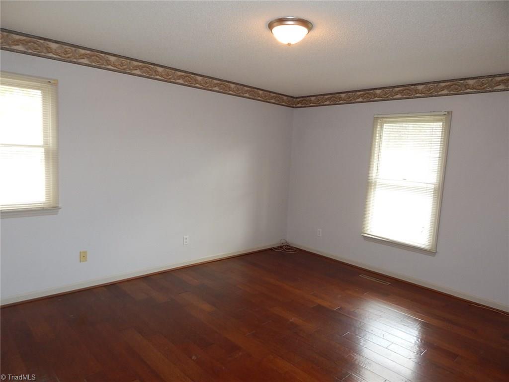 421 Golf Course Road Pilot Mountain, NC 27041 - Photo 17 of 25 Gallery Image 17