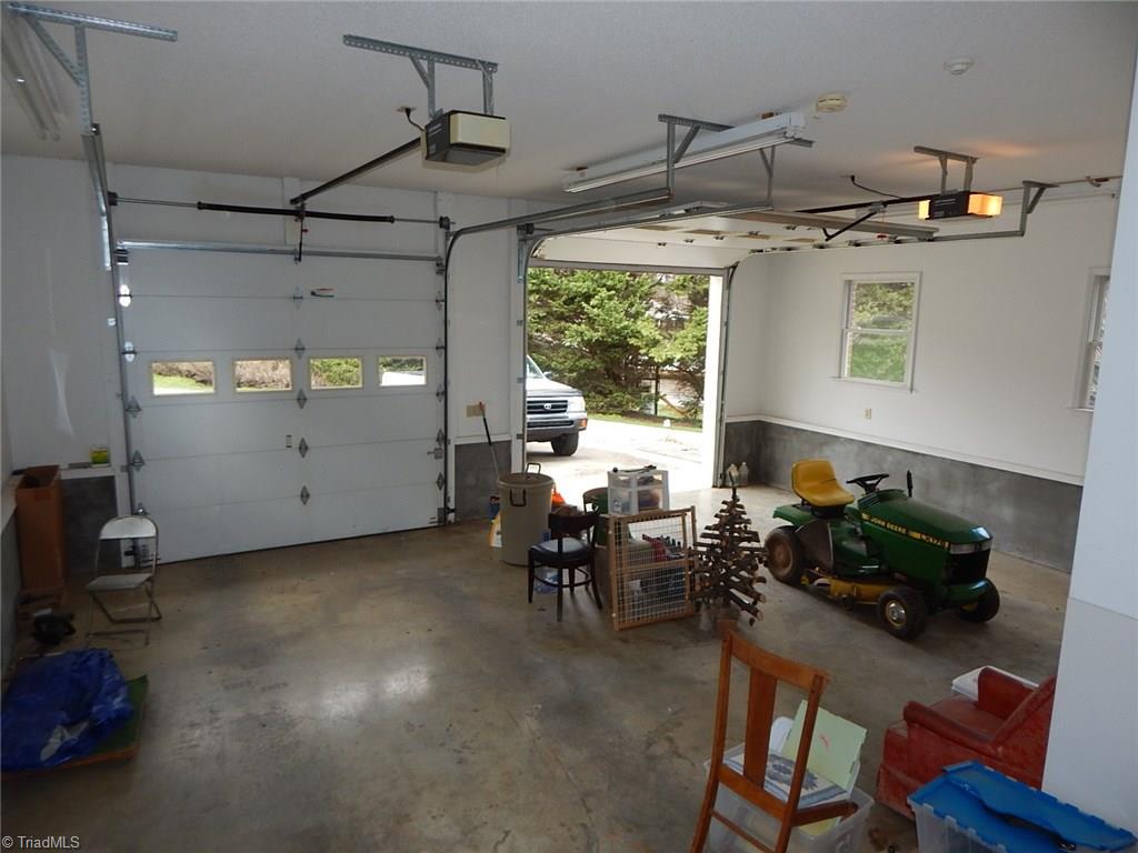 421 Golf Course Road Pilot Mountain, NC 27041 - Photo 23 of 25 Gallery Image 23