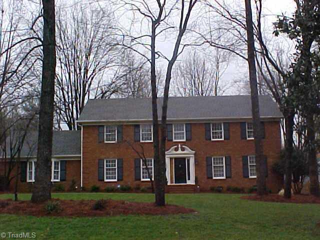 3107 St Regis Road Greensboro, NC 27408 - Photo 1 of 7 Exterior Front. front