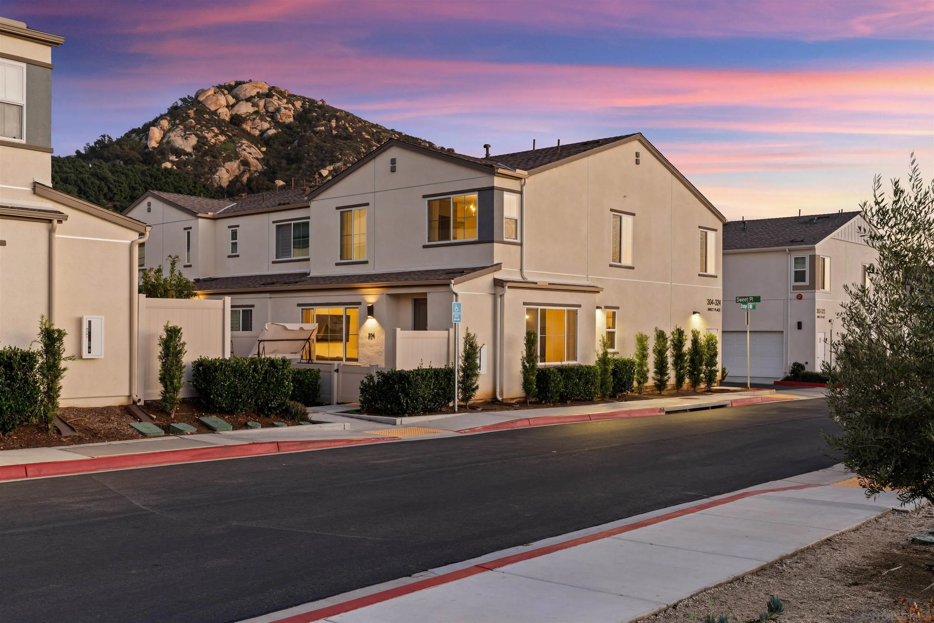 304 Sweet Place Fallbrook, CA 92028 - Photo 5 of 48 Gallery Image 5