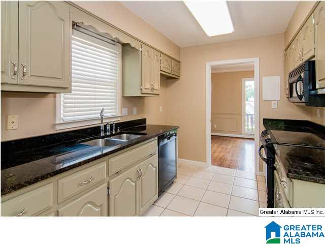 2504 Crossgate Place Birmingham, AL 35216 - Photo 10 of 32