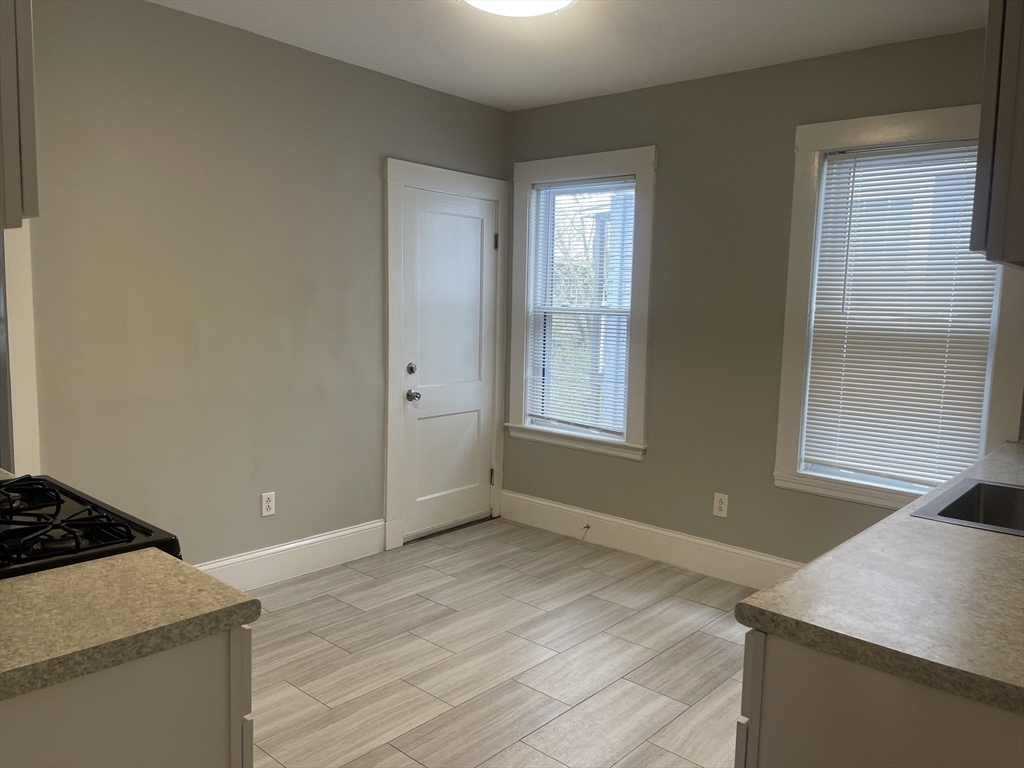 25-27 Spaulding Street, Unit 2 Boston, MA 02122 - Photo 3 of 14