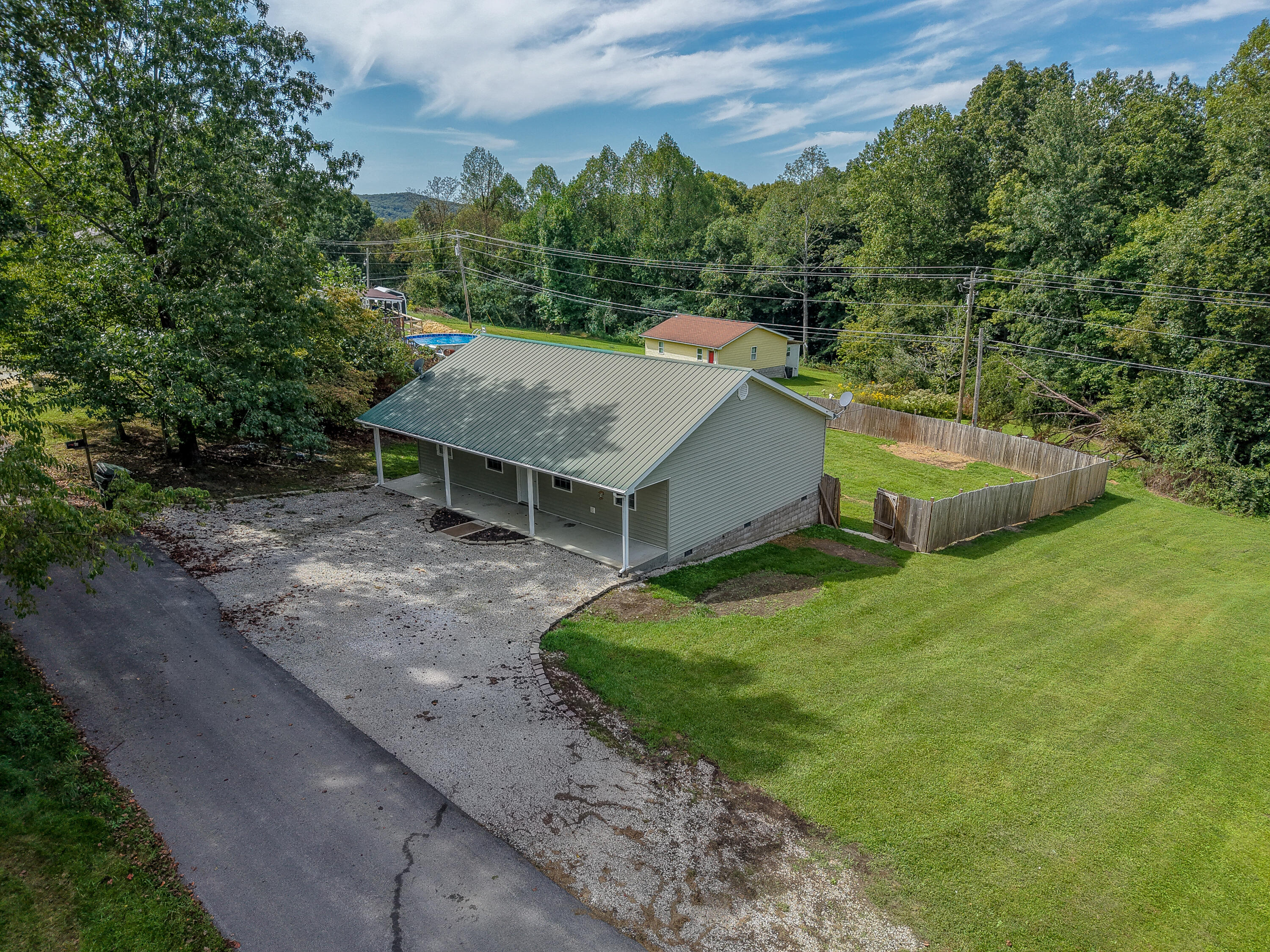 211 Ridgeway Drive Morehead, KY 40351 - Photo 3 of 36 DJI_20260914142500_0026_D