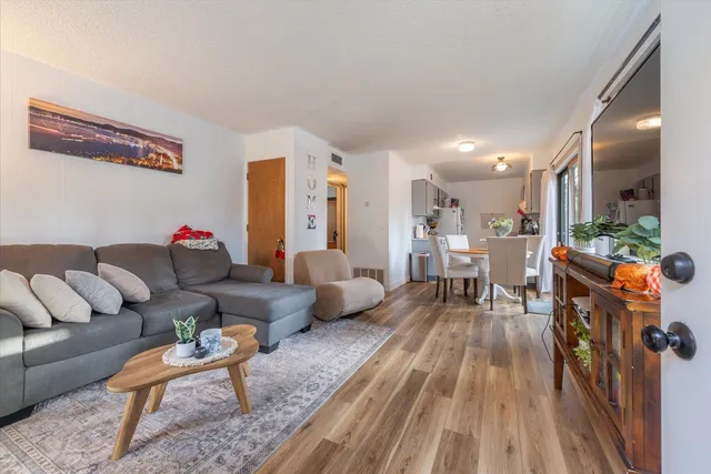 $775,000 | 6917 Toyon Road, Tahoe Vista, CA 96148