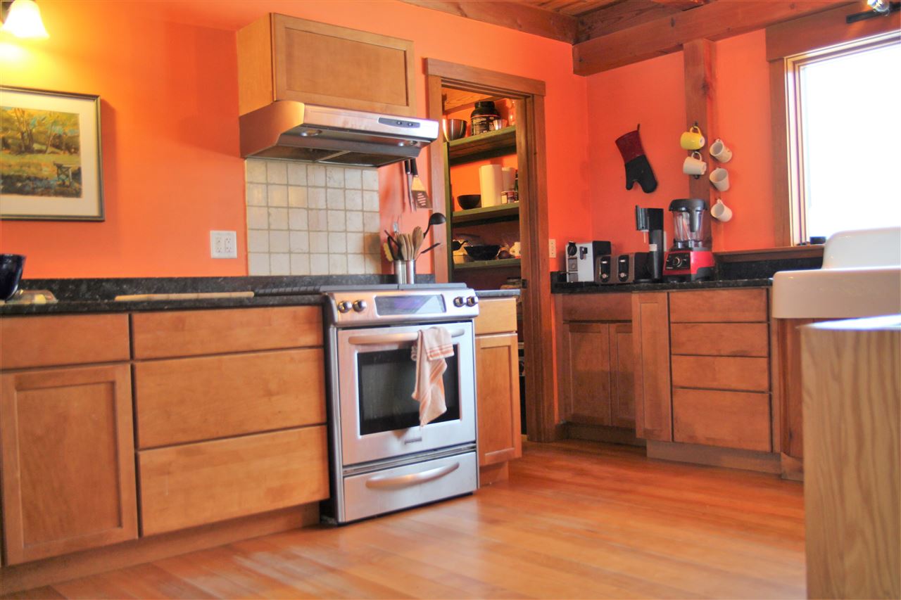 370 River Road Newfane, VT 05345 - Photo 3 of 25
