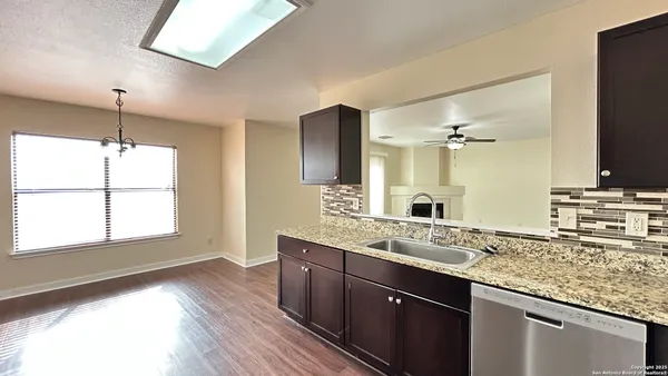 $1,575 | 8018 Chestnut Gate Lane, Converse, TX 78109