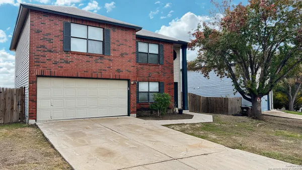 $1,575 | 8018 Chestnut Gate Lane, Converse, TX 78109