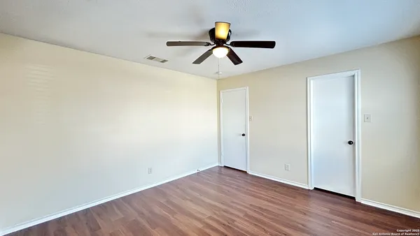 $1,575 | 8018 Chestnut Gate Lane, Converse, TX 78109