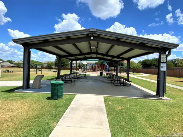 $1,575 | 8018 Chestnut Gate Lane, Converse, TX 78109