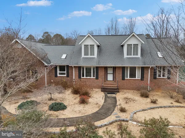 a view of a garage with furniture
