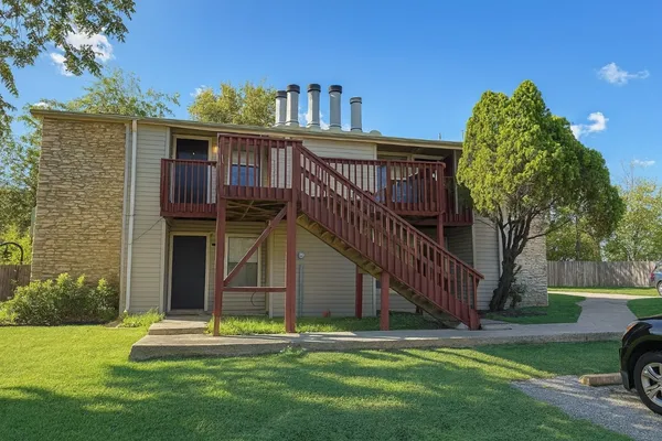 $1,225 | 903 Taulbee Lane, Unit D, Austin, TX 78757