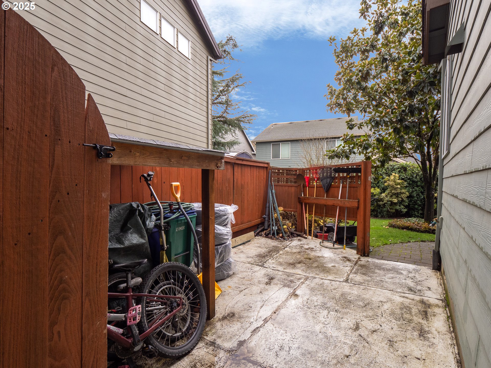 121 Burl Street Newberg, OR 97132 - Photo 37 of 48 a view of a car garage