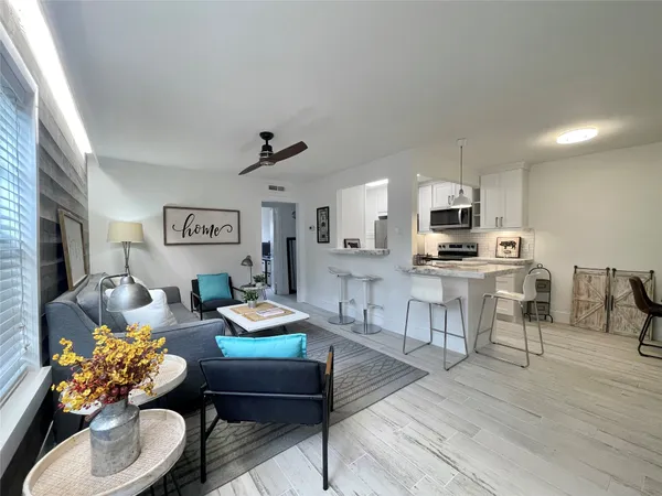 $1,550 | 1855 Portsmouth Street, Unit 7D, Houston, TX 77098