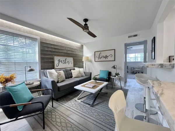 $1,550 | 1855 Portsmouth Street, Unit 7D, Houston, TX 77098