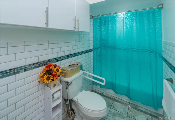 $765,000 | 1 Far Horizons Drive, Newburgh, NY 12550