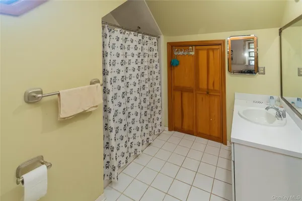 $765,000 | 1 Far Horizons Drive, Newburgh, NY 12550