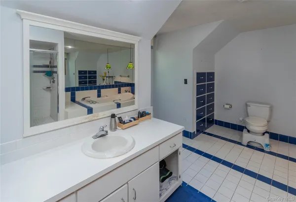 $765,000 | 1 Far Horizons Drive, Newburgh, NY 12550