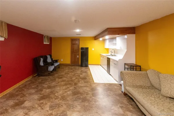 $765,000 | 1 Far Horizons Drive, Newburgh, NY 12550