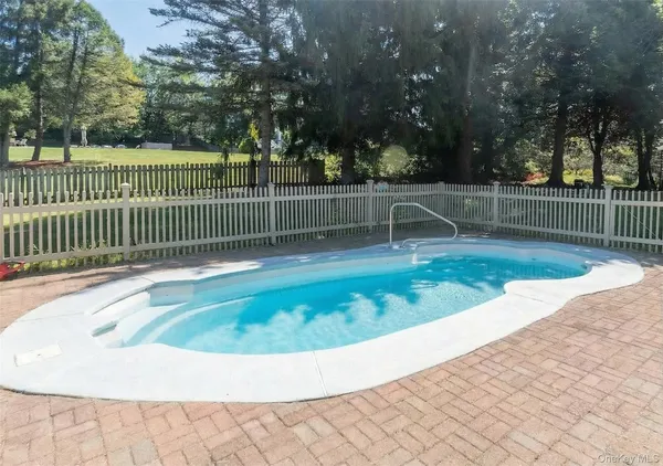 $765,000 | 1 Far Horizons Drive, Newburgh, NY 12550