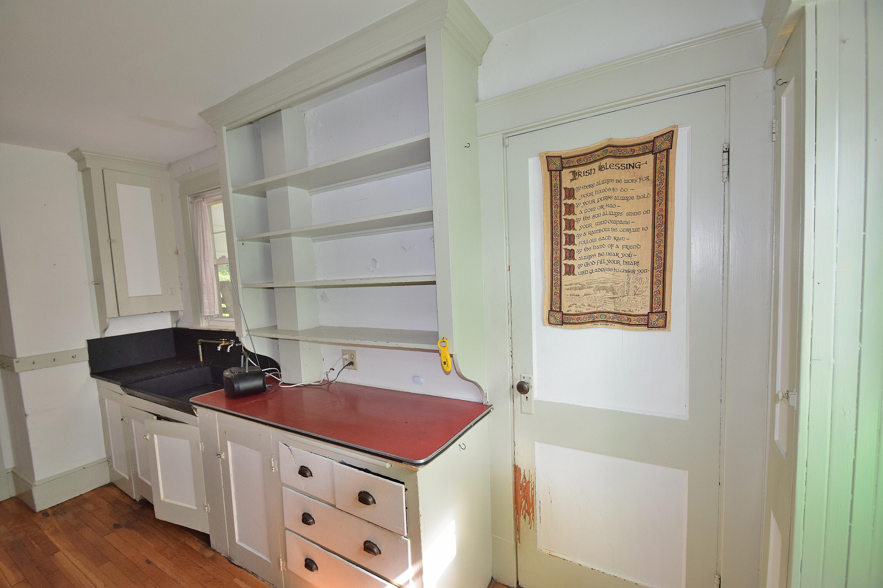 15 Deerfield Road Portland, ME 04101 - Photo 17 of 61 Kitchen