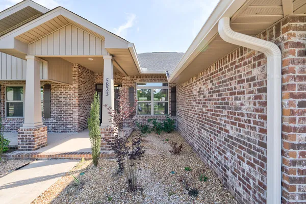 $439,999 | 5823 Crestlake Drive, Crestview, FL 32536