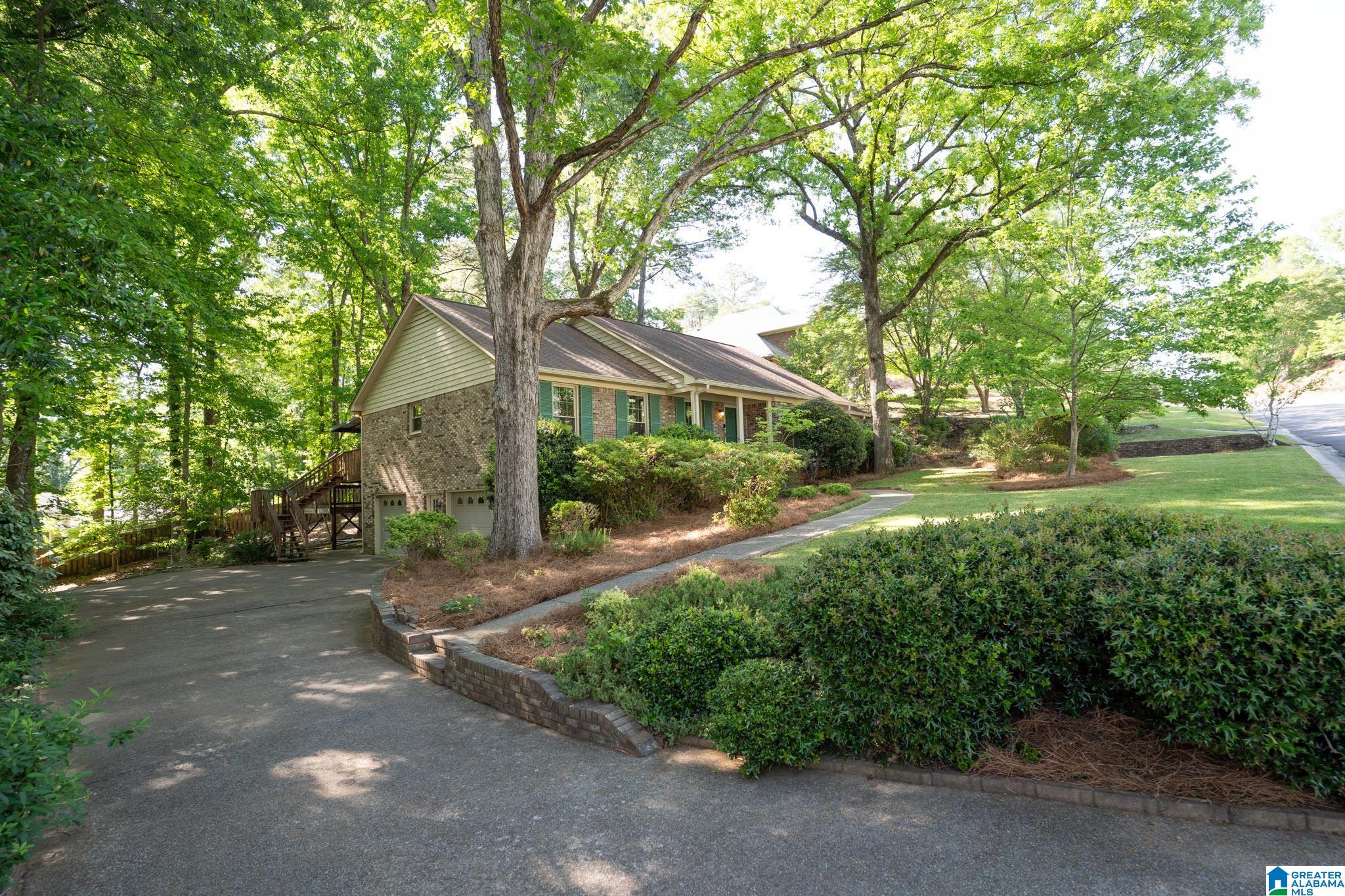 4718 Bridgewater Road Birmingham, AL 35243 - Photo 3 of 55