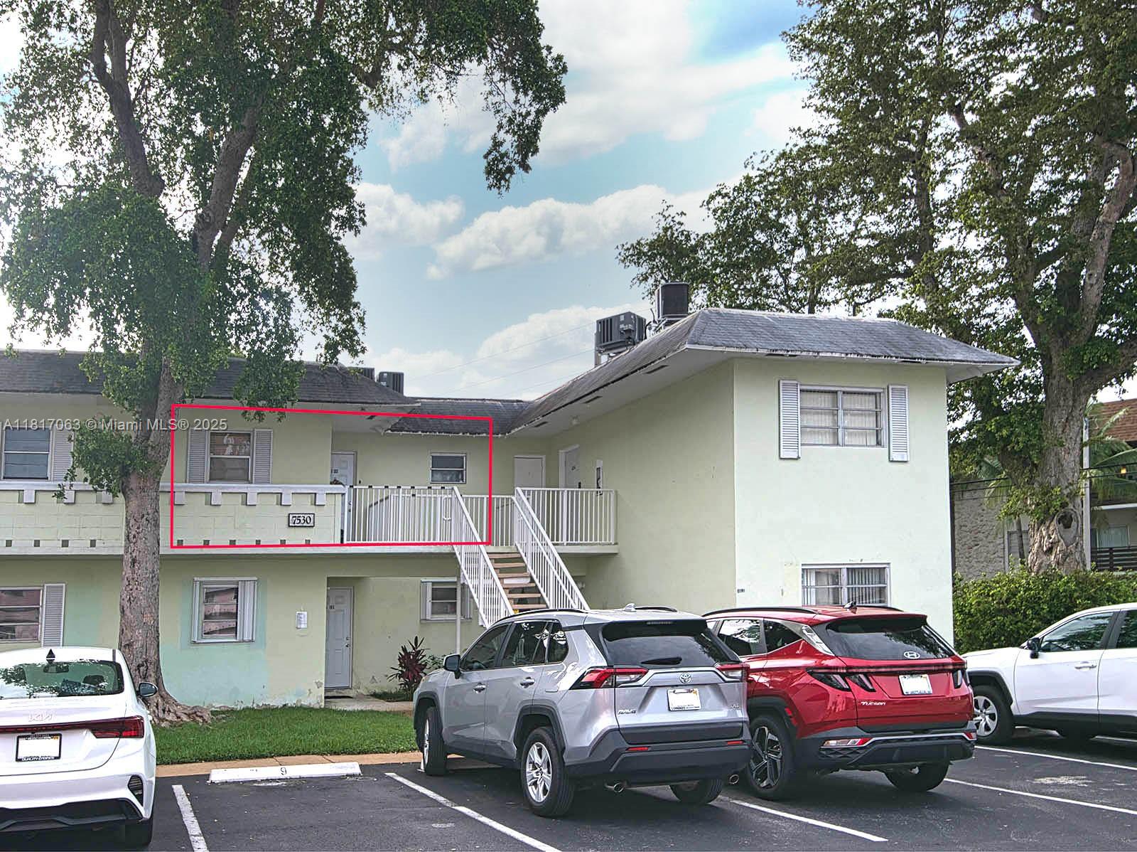 7530 Southwest 82nd Street, Unit G203 Miami, FL 33143 - Photo 2 of 25