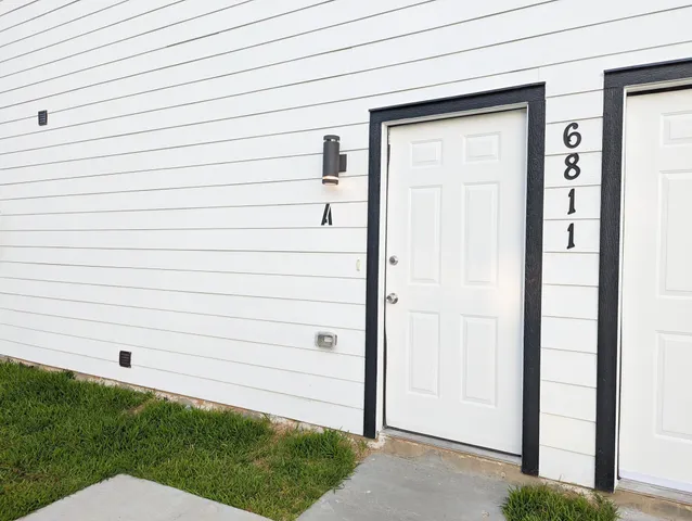 a view of front door of house