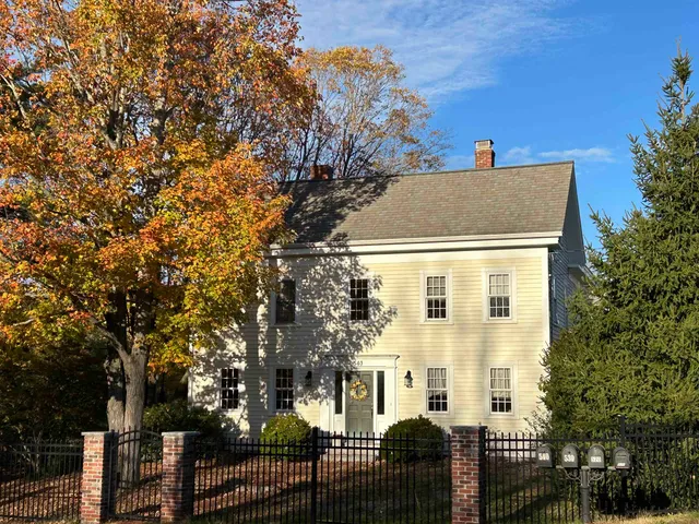 $825,000 | 540 Ocean Road, Portsmouth, NH 03801