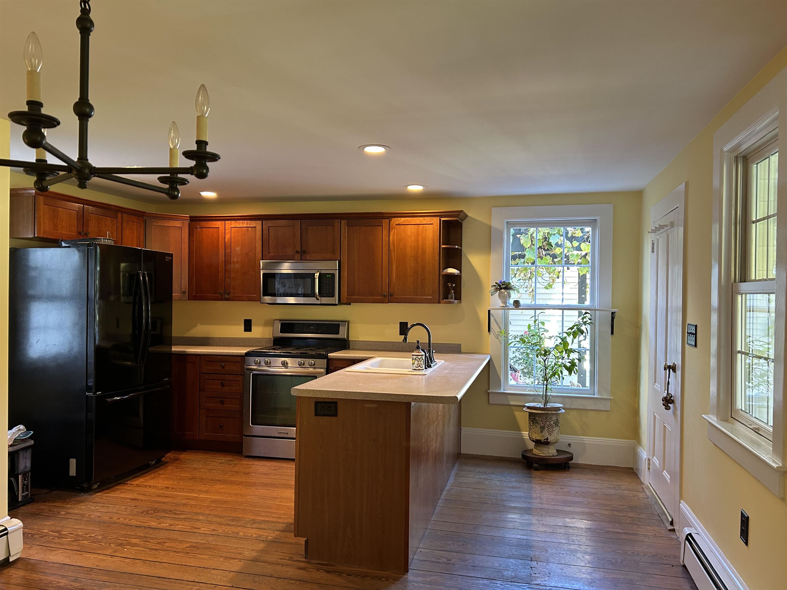 540 Ocean Road Portsmouth, NH 03801 - Photo 14 of 58