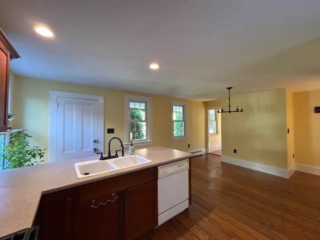 $825,000 | 540 Ocean Road, Portsmouth, NH 03801