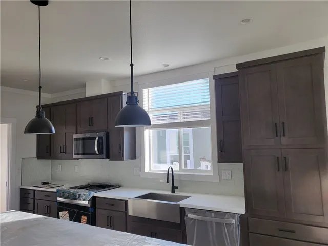 $819,000 | 820 Hacienda Drive, Arroyo Grande, CA 93420