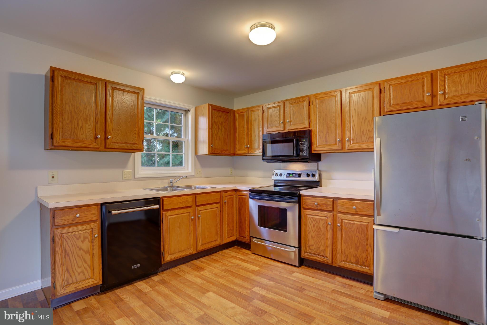 21 Diamond Spring Circle Akron, PA 17501 - Photo 11 of 26 Kitchcen