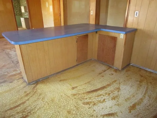 $19,900 | 906 Hopkins Street, Kiowa, KS 67070