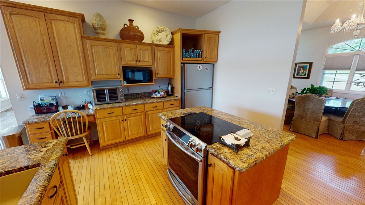 107 Faries Park Decatur, IL 62526 - Photo 11 of 48 Gallery Image 11