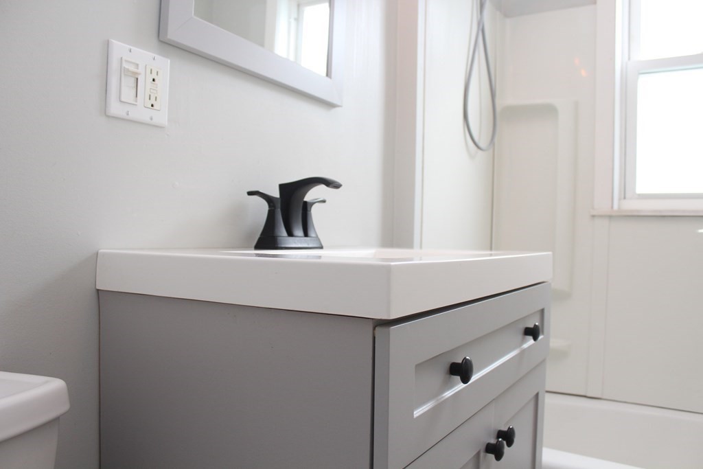 35 Mt Ida Road, Unit 3 Boston, MA 02122 - Photo 26 of 40 Gallery Image 26